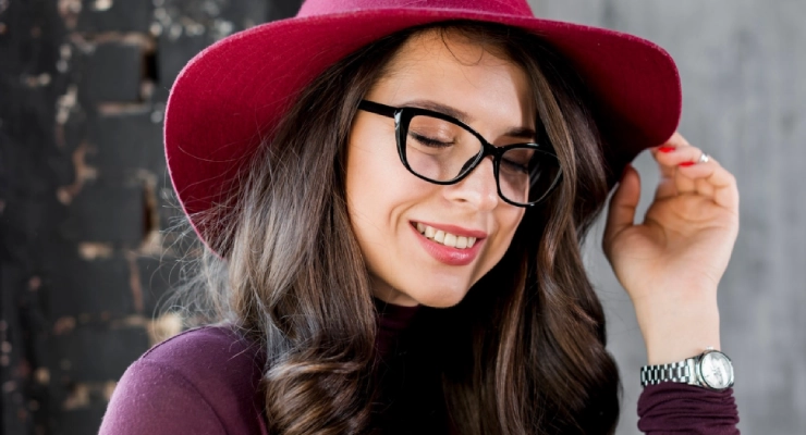 Choosing Your Eyeglass Frame Color to Match Your Personal Style