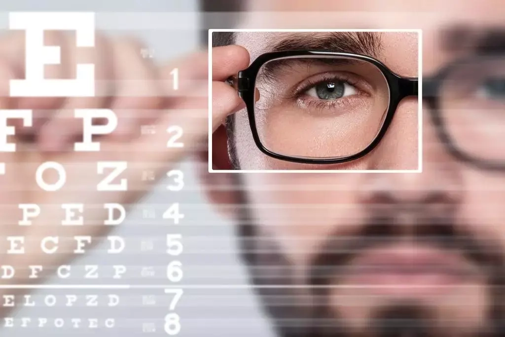 عدسات المايوبيا